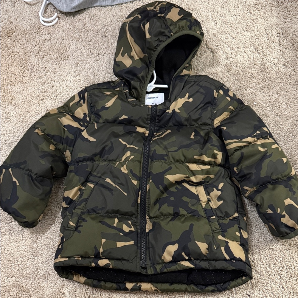 Old Navy Green and Tan Camouflage Hooded Jacket